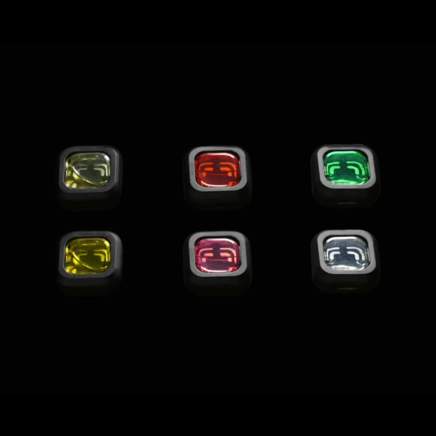 Alle Aromadream Autodüfte auf einen Blick – 6 Duftclips in verschiedenen Farben und Aromen, elegantes Sortiment