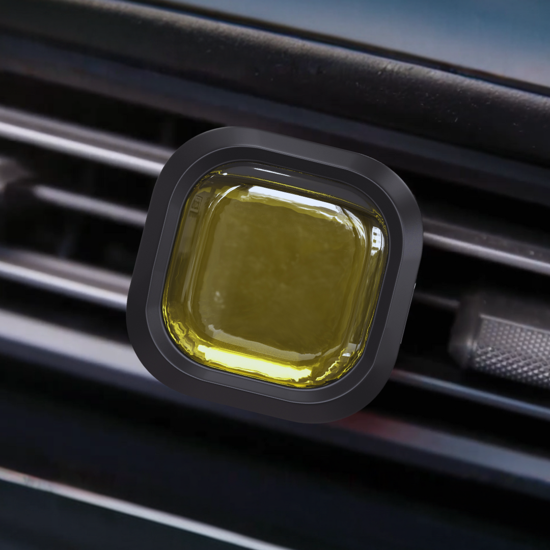 Aromadream Autoduft Luxury – Duftclip im Auto-Lüftungsgitter befestigt, luxuriöser Look mit elegantem Duft