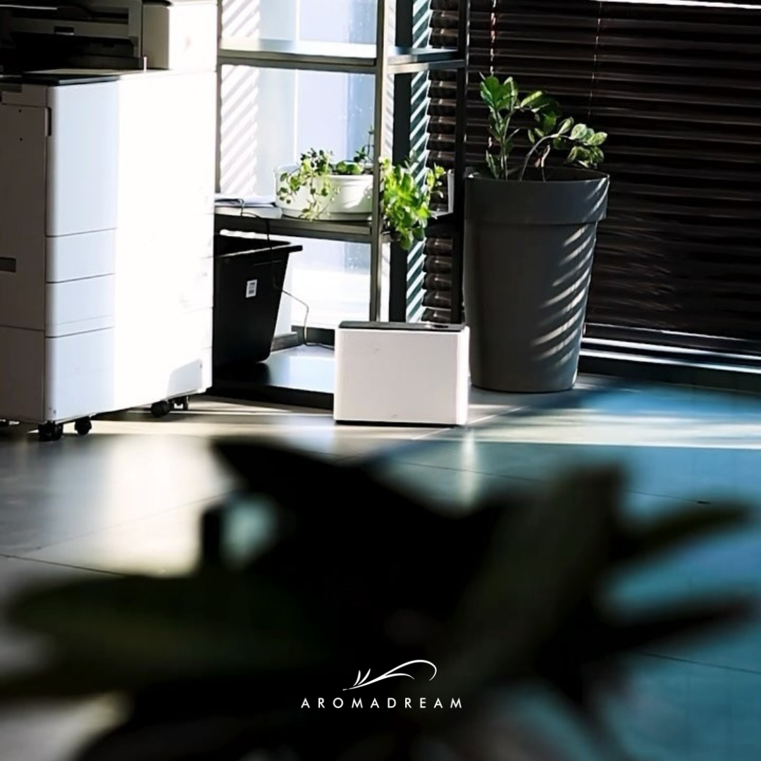 Aura new fragrance device